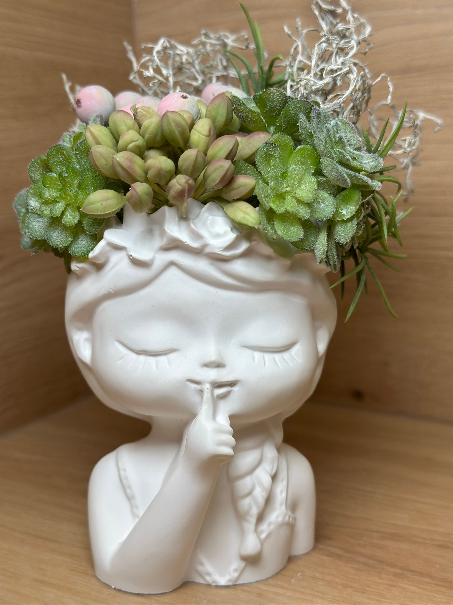 🌿 Deko-Mädel „Leise Momente“ – Mit oder ohne Blumenschmuck ✨