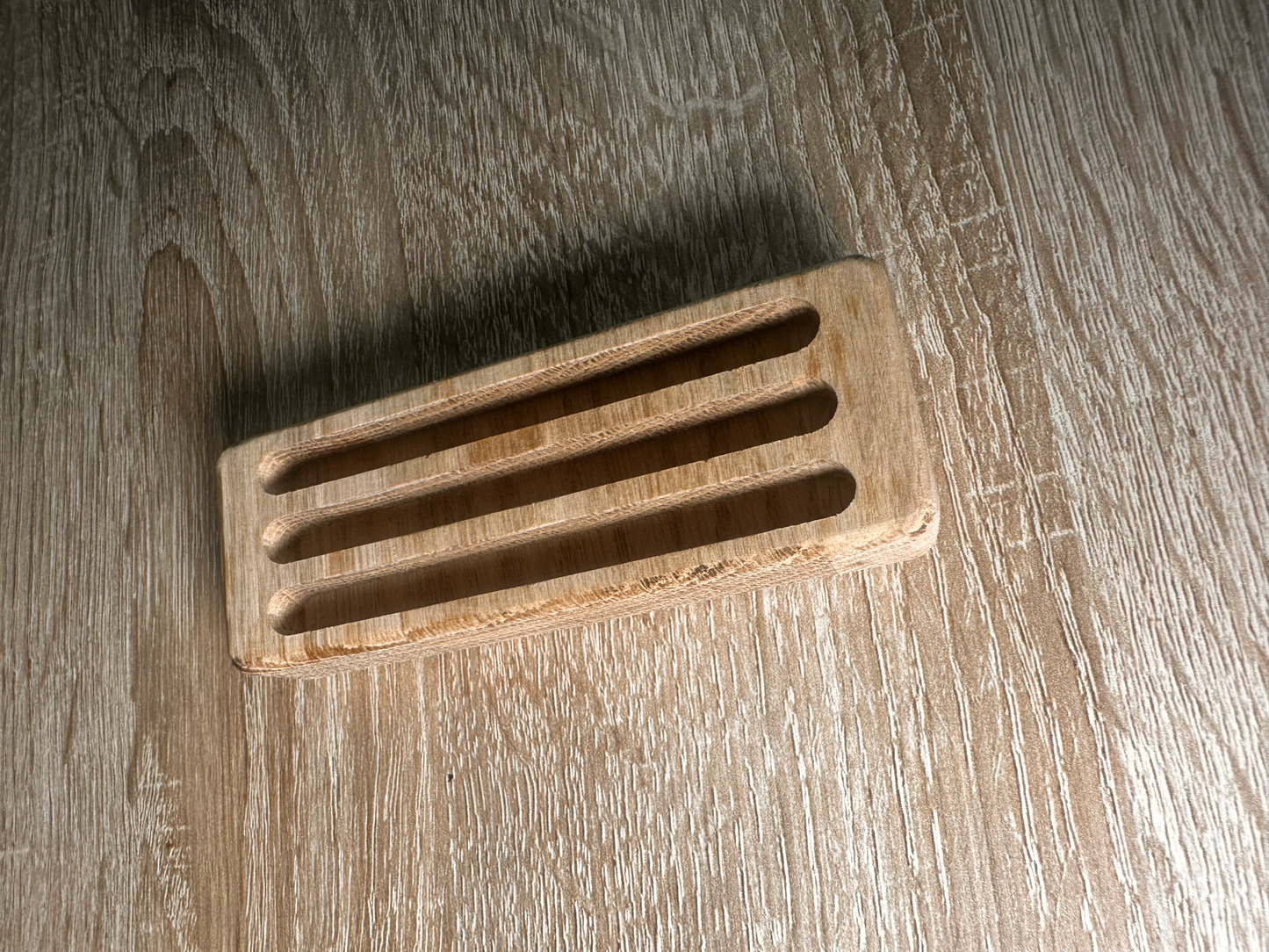 Perfekte Sockel inkl. Nut(en) aus Eiche für Dein Hobby! 🏆